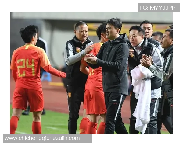 杭州足球队荣登全国足球耐力排行榜第十位展现出色竞技状态 杭州足球队荣登全国足球耐力排行榜第十位展现出色竞技状态