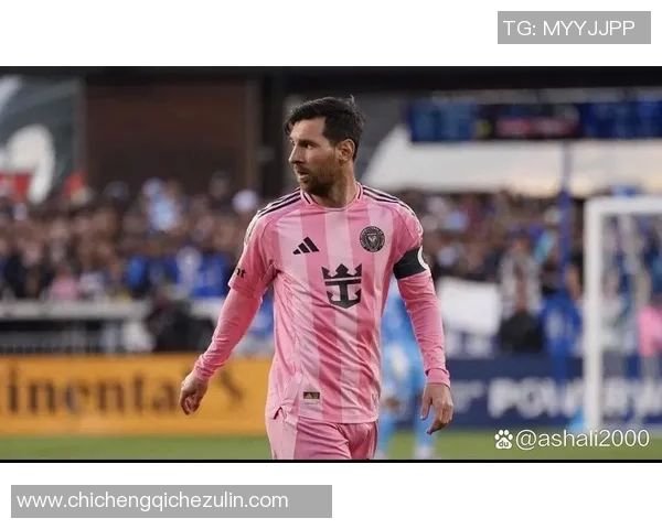 足球明星的学习成绩揭秘：他们如何平衡学业与职业生涯的挑战与成功