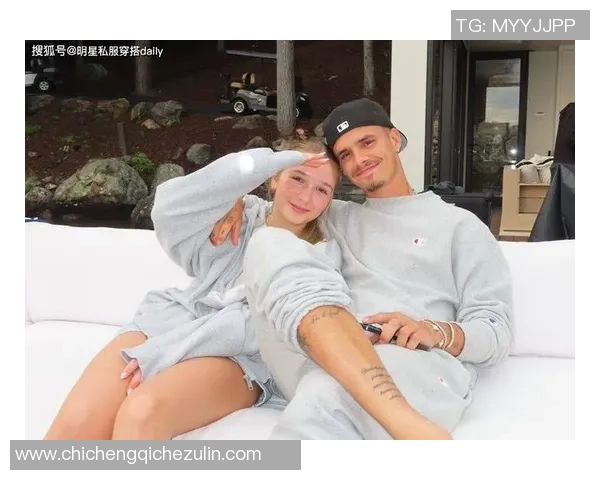 国外足球明星与他们的宠物们的温馨生活与趣事分享